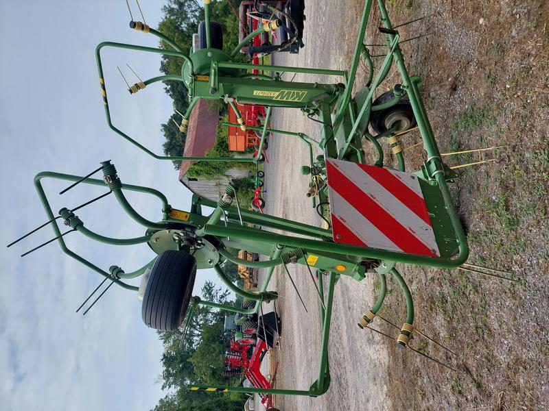 Hay & Forage  Krone Tedder  Photo